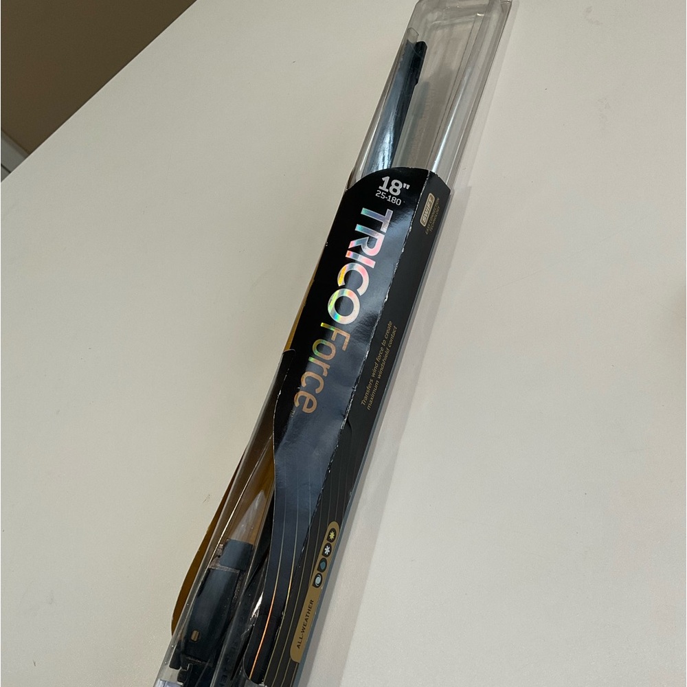 ❤️❤️❤️NWT TRICO Force Maximum Wiper Pressure Blade, 18” 25-180